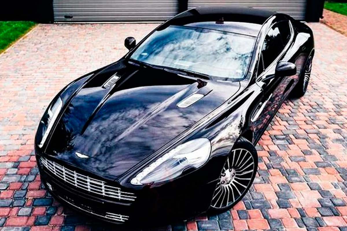 Aston Martin Rapide 6