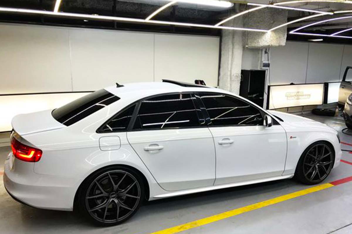 Sedan Audi S4 1