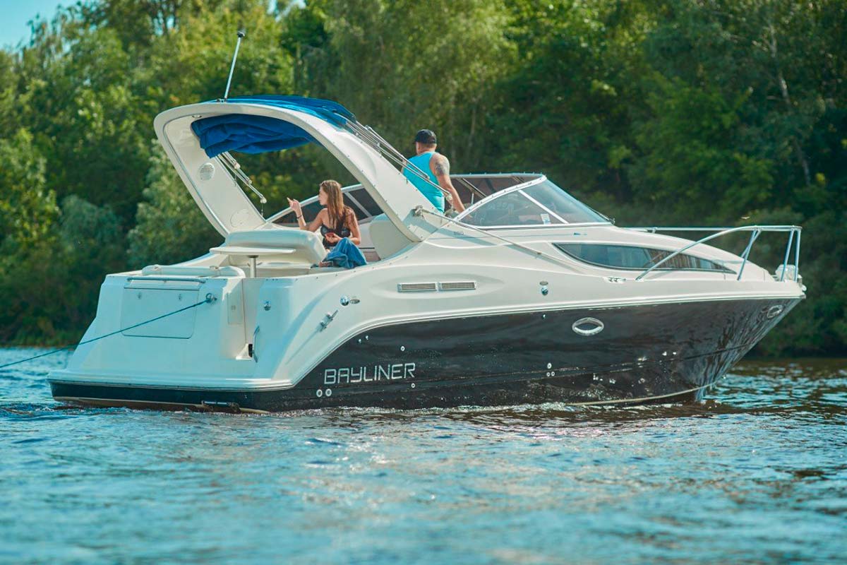 Круизная яхта Bayliner 285 5
