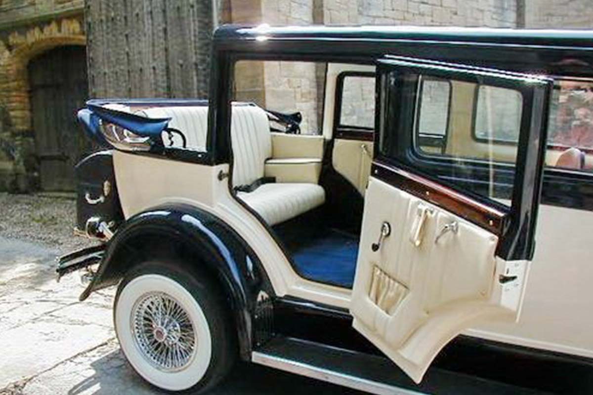 Retro car Al-Capone 2
