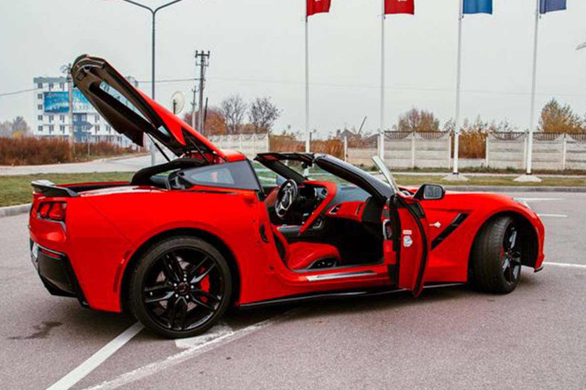 CHEVROLET CORVETTE TARGA 2
