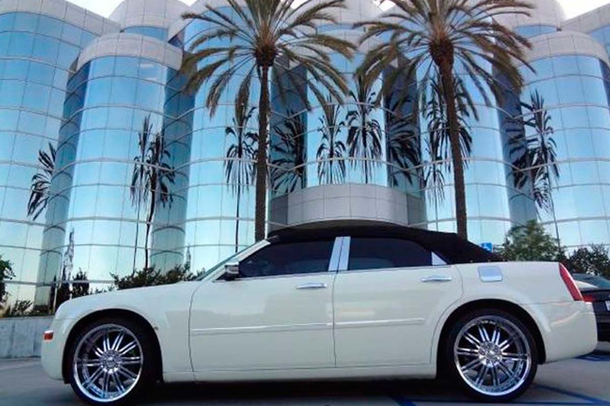 Chrysler 300C кабріолет 4