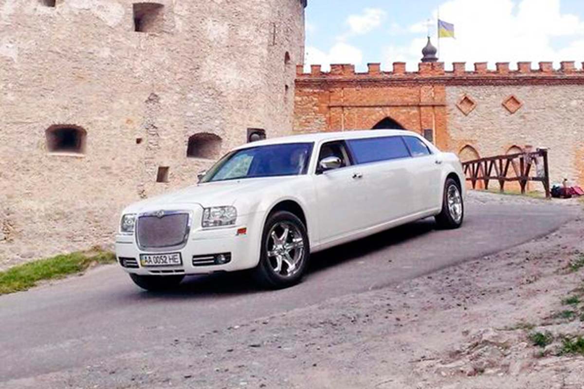 Chrysler 300C Disco 4