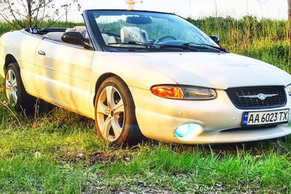 Chrysler Sebring Convertible white 2
