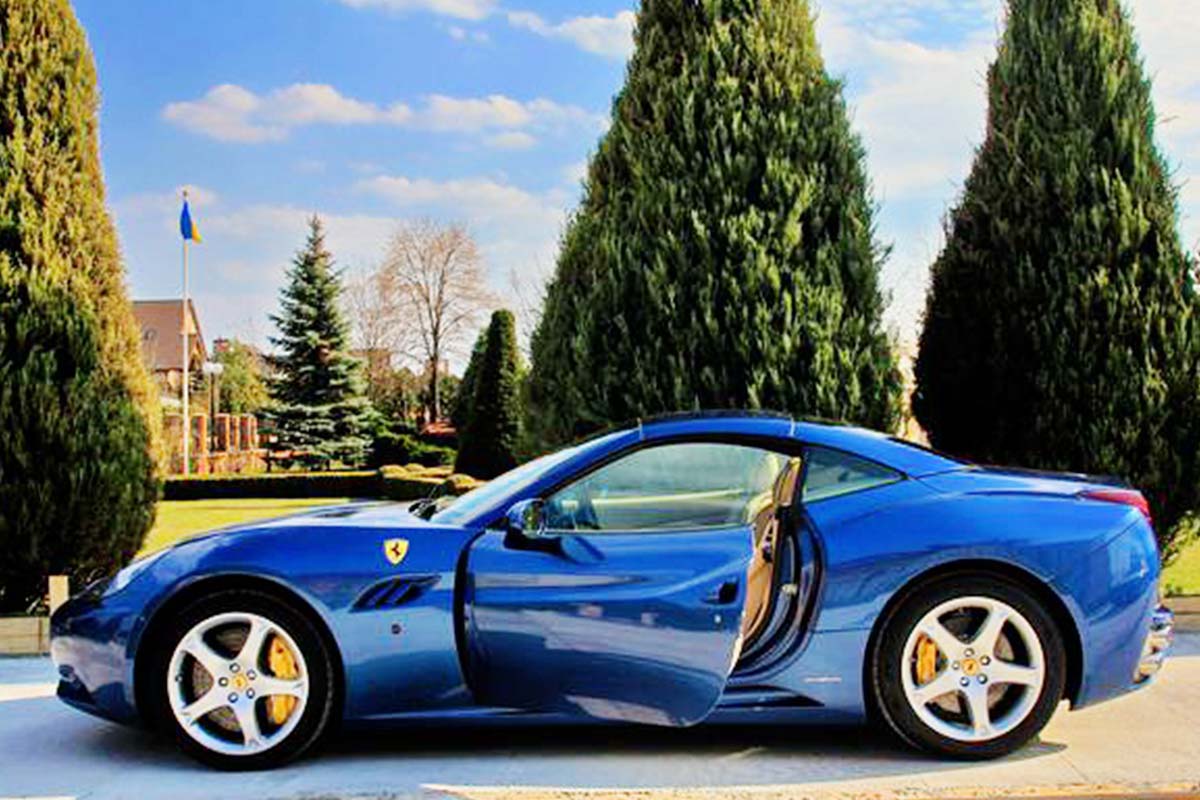 Ferrari California 2