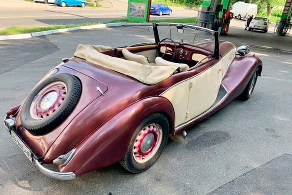 Ретро авто Fiat Topolino 3