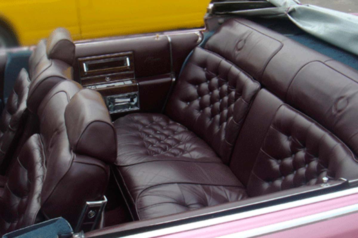 Retro car Cadillac Fleetwood 2