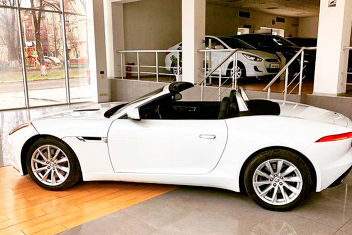 Jaguar F-Type cabrio 4