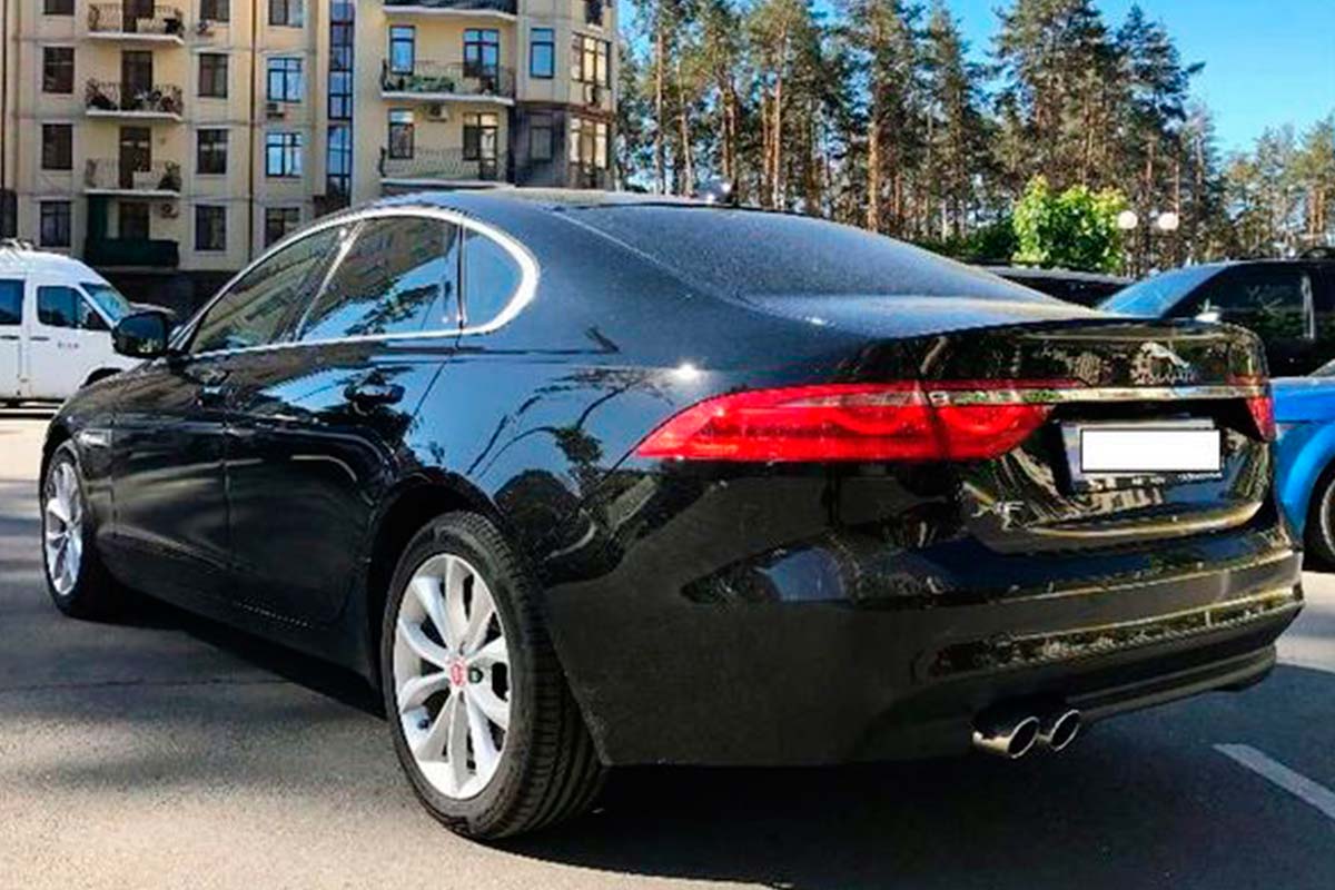 Jaguar XF 6