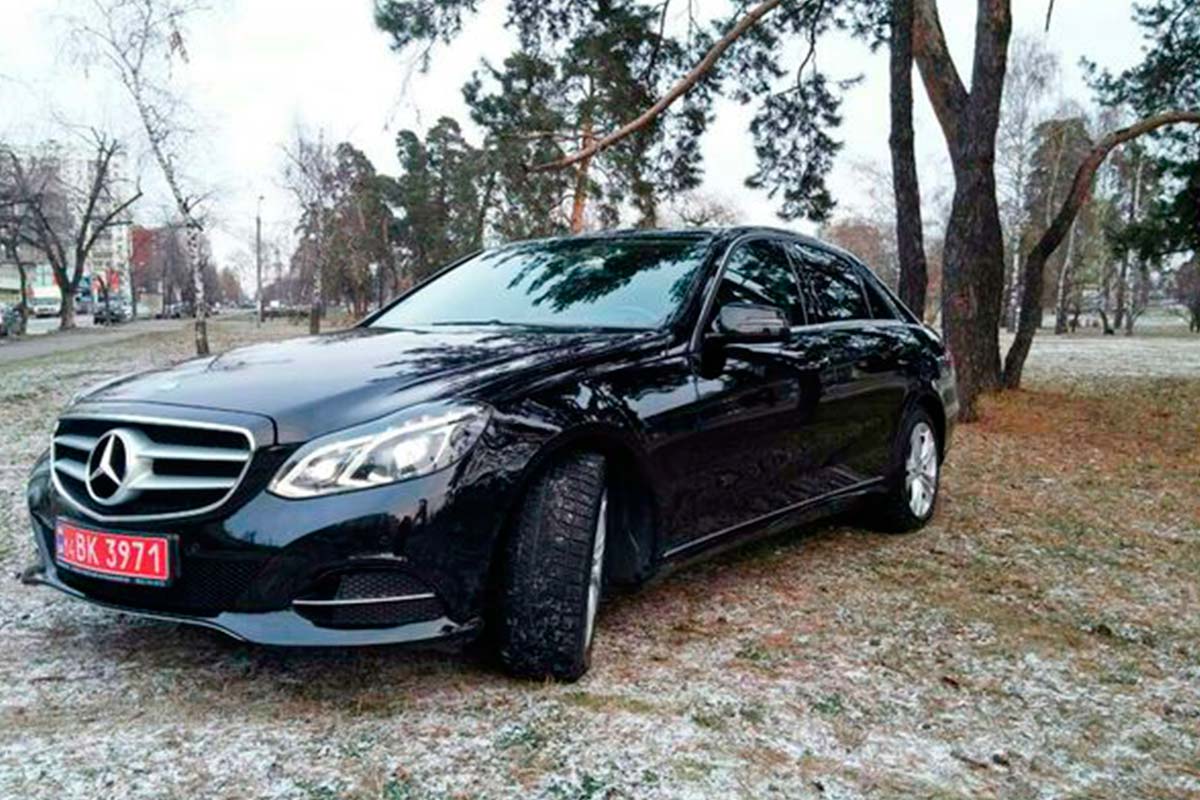 Sedan Mercedes W212 E250 2