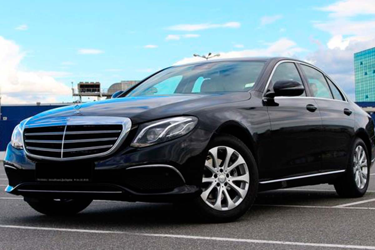 Mercedes E-Class W213 1
