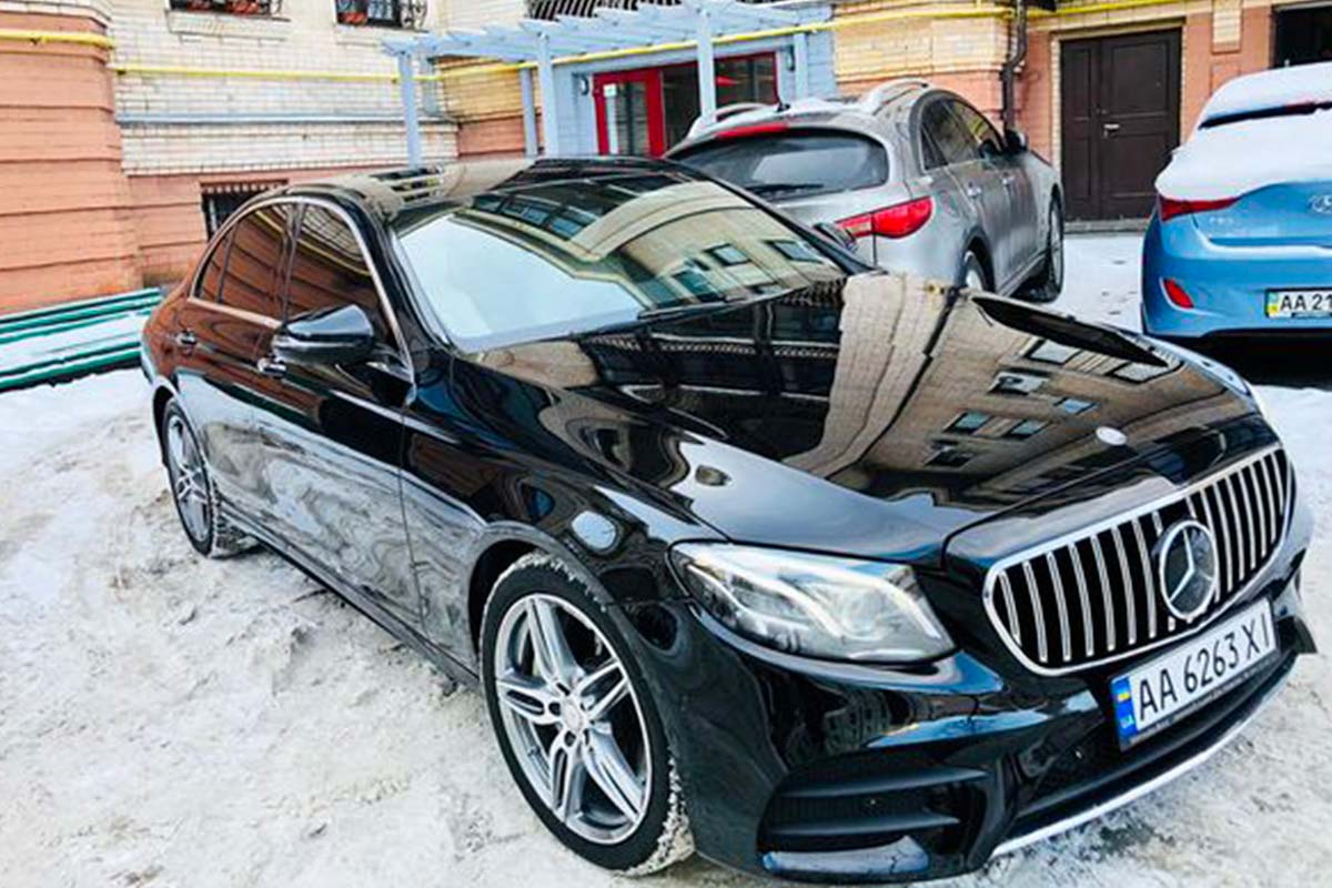 Mercedes W213 E300 1