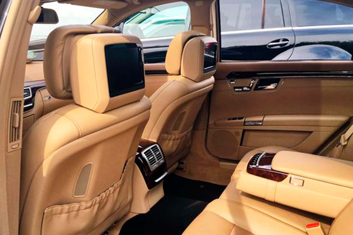 Седан Mercedes W221 S65L 1