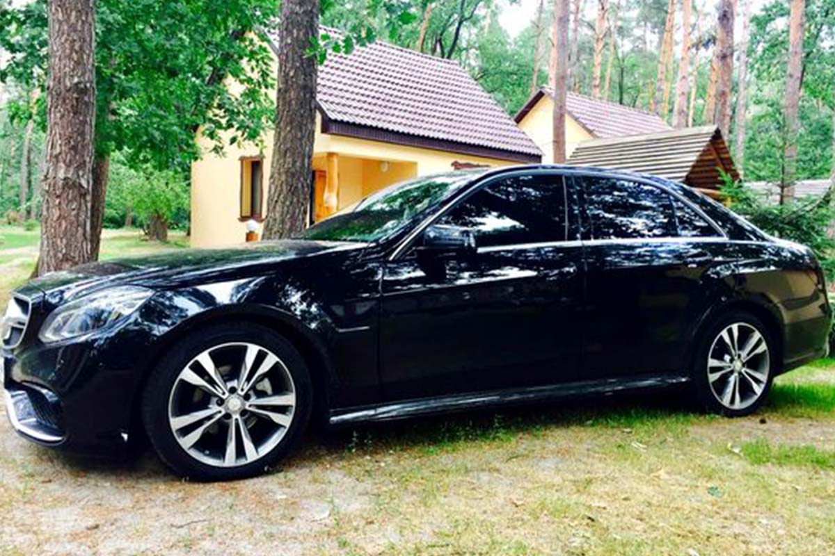 Mercedes E-Class W212 2