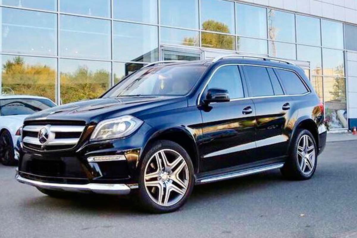 Mercedes-Benz GL500 1