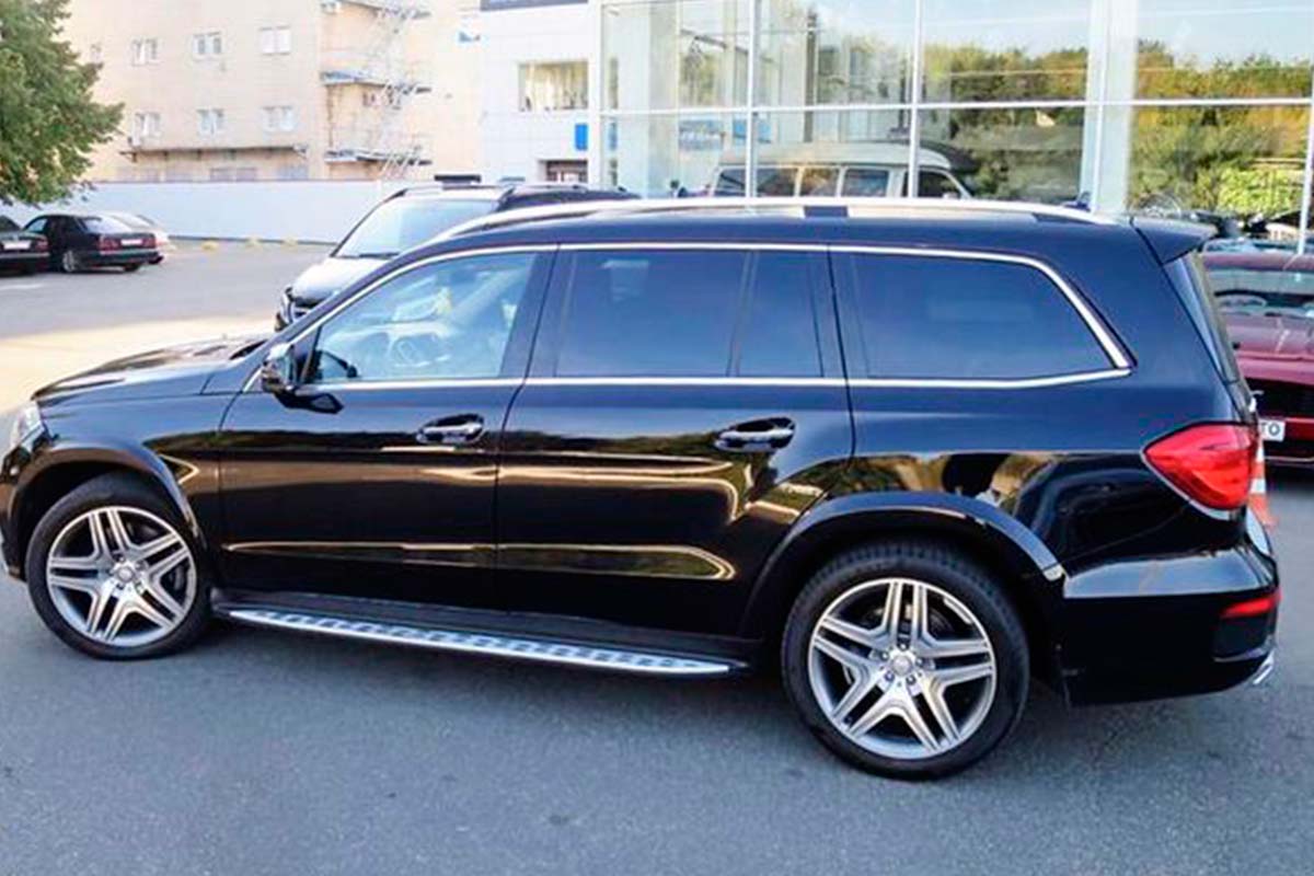 Mercedes-Benz GL500 2