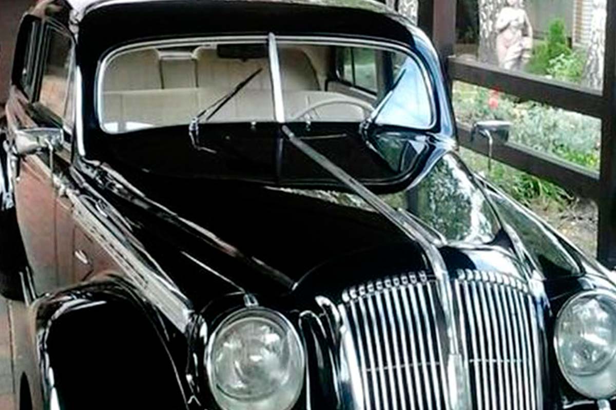 Opel Admiral 5