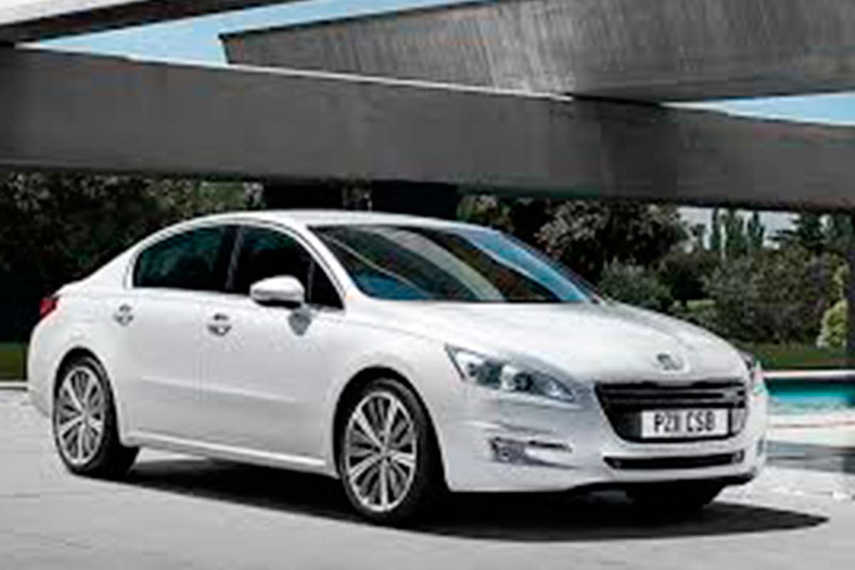 sedan Peugeot 508GT White Wearl 3