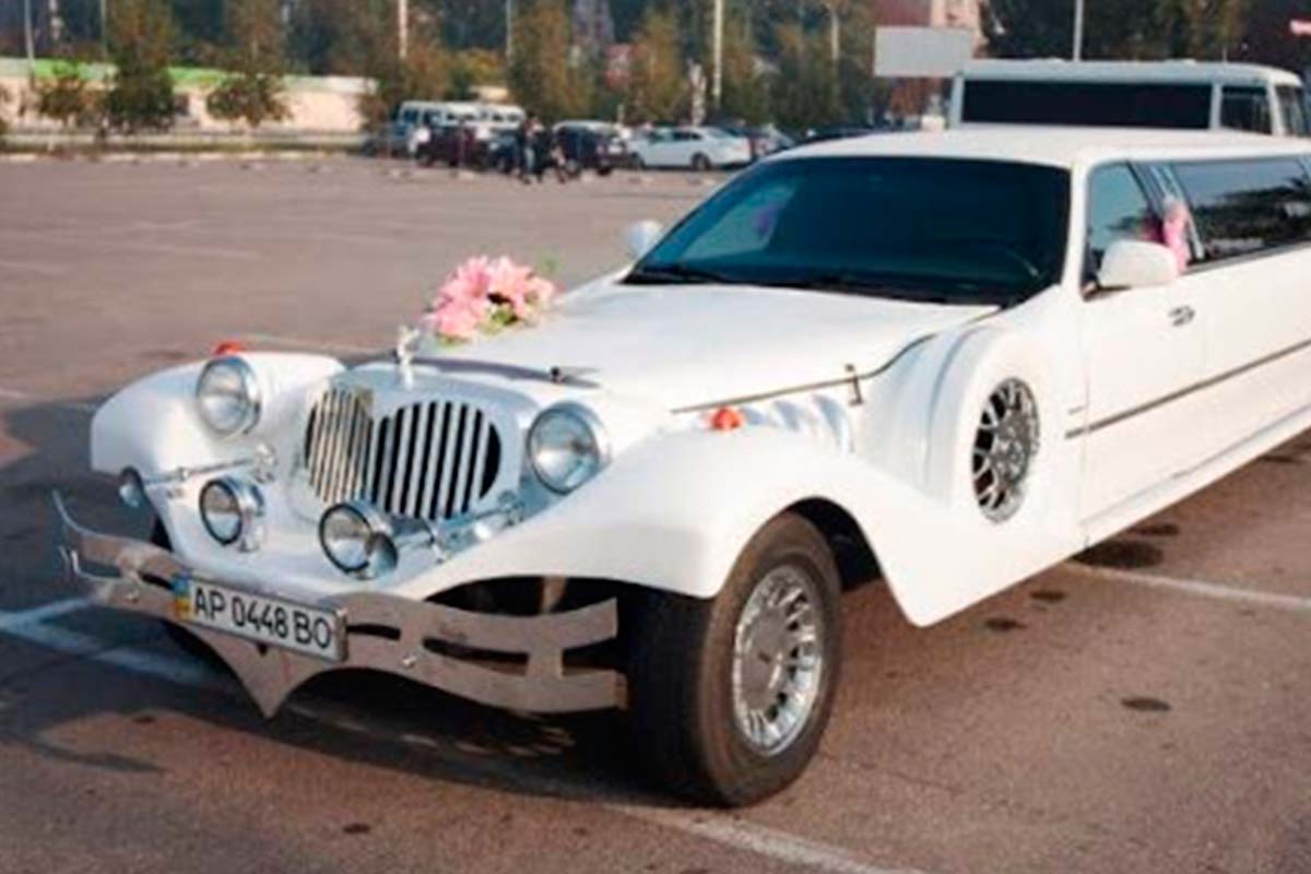 Лимузин EXCALIBUR PHANTOM 5