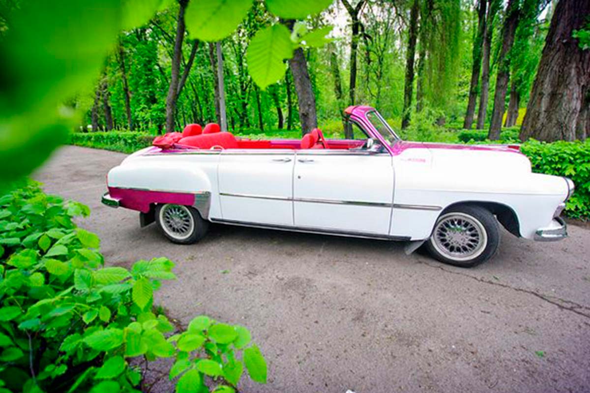 ZIM GAZ-12 cabrio pink 4