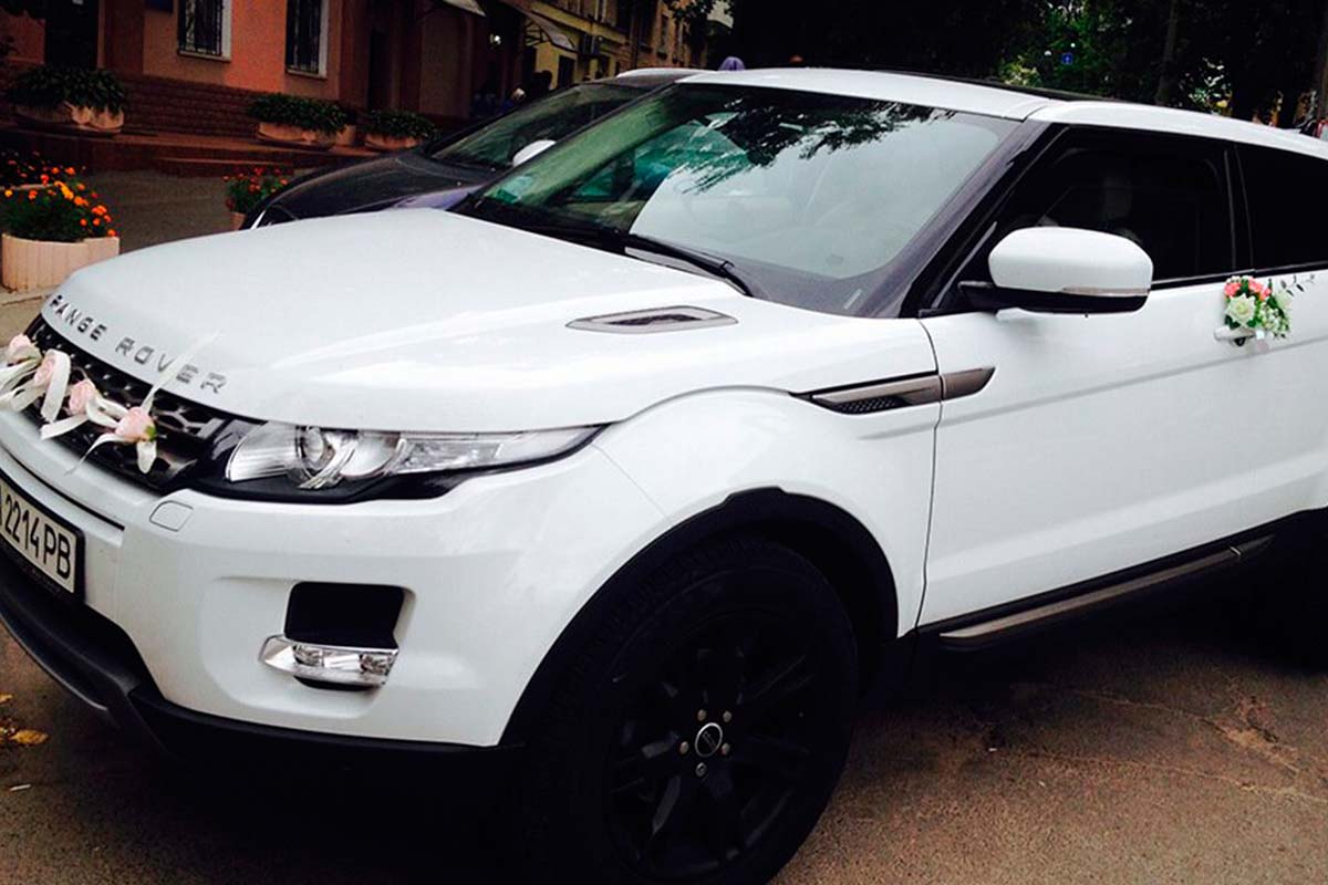 Range Rover SUV 1
