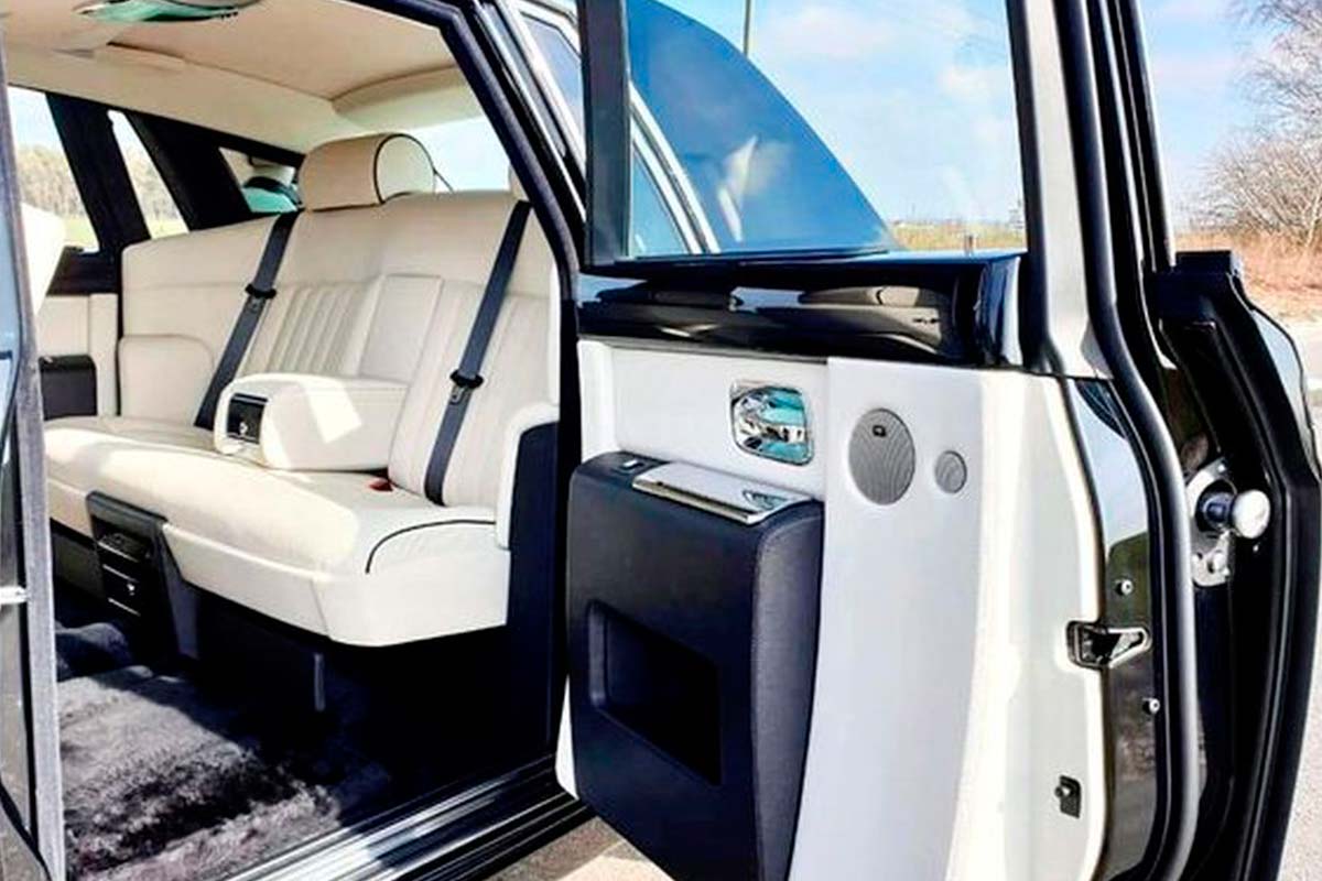 Rolls-Royce Phantom 6