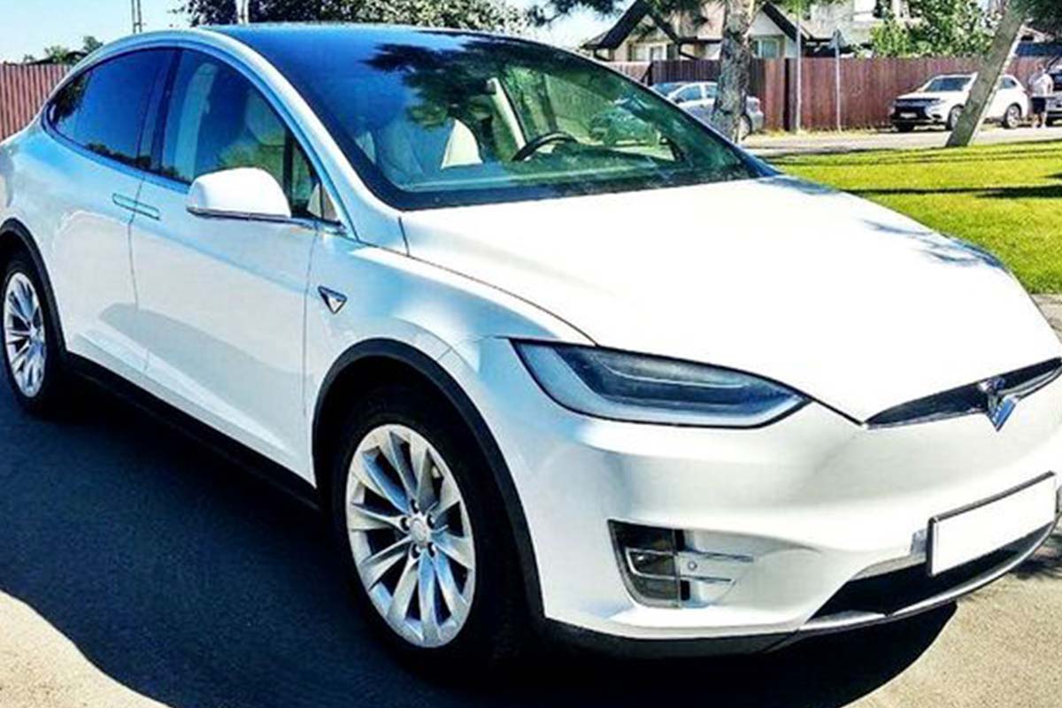 TESLA X 100D  1