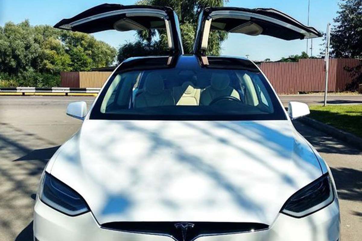 TESLA X 100D  3