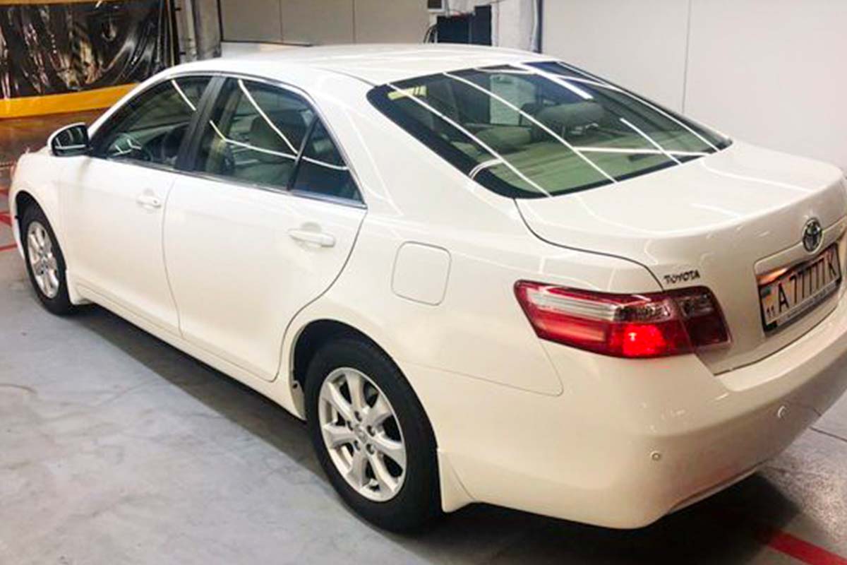 Toyota Camry V40 6