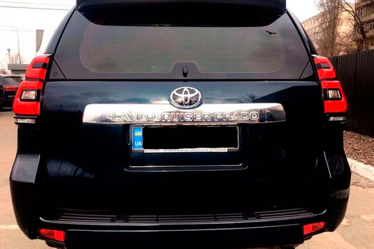 Toyota Prado SUV 2