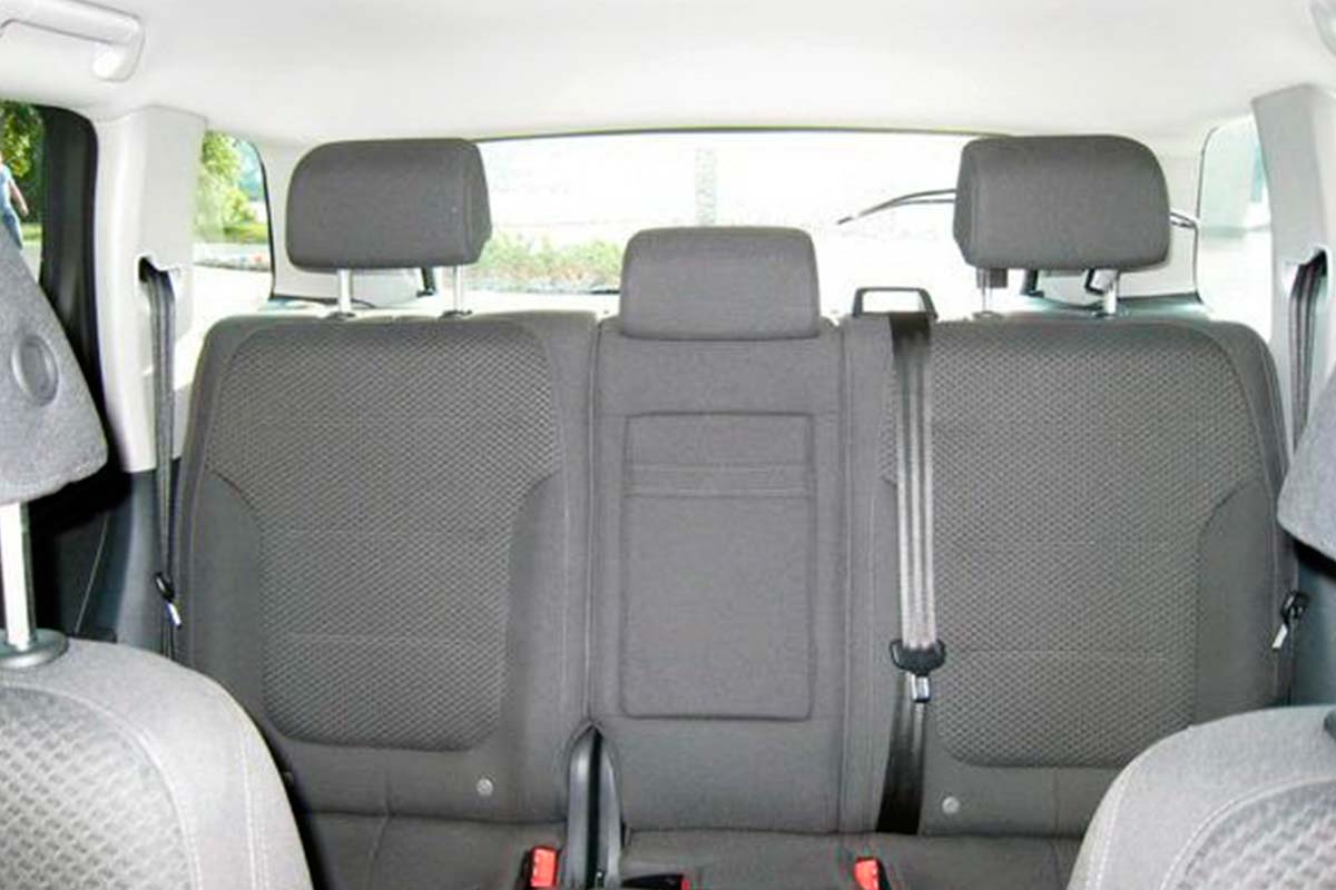 Внедорожник Volkswagen Touareg 4